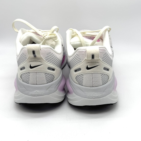 Nike Womens Vomero 18 Sail Metallic Pink Shoes Sz 8.5 New Running IM2503-133 - Picture 4 of 12